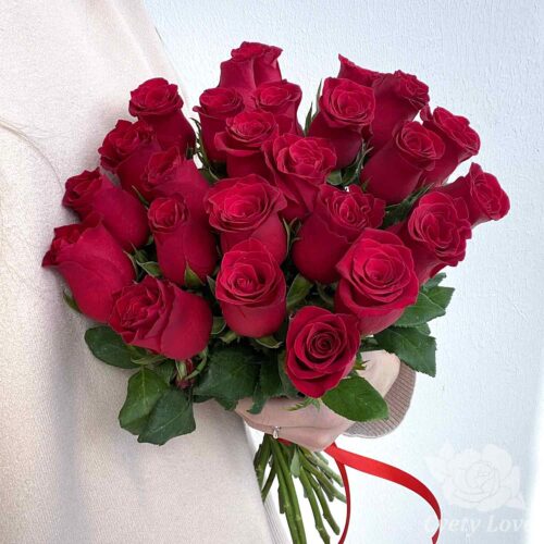 Букет из 25 красных голландских роз